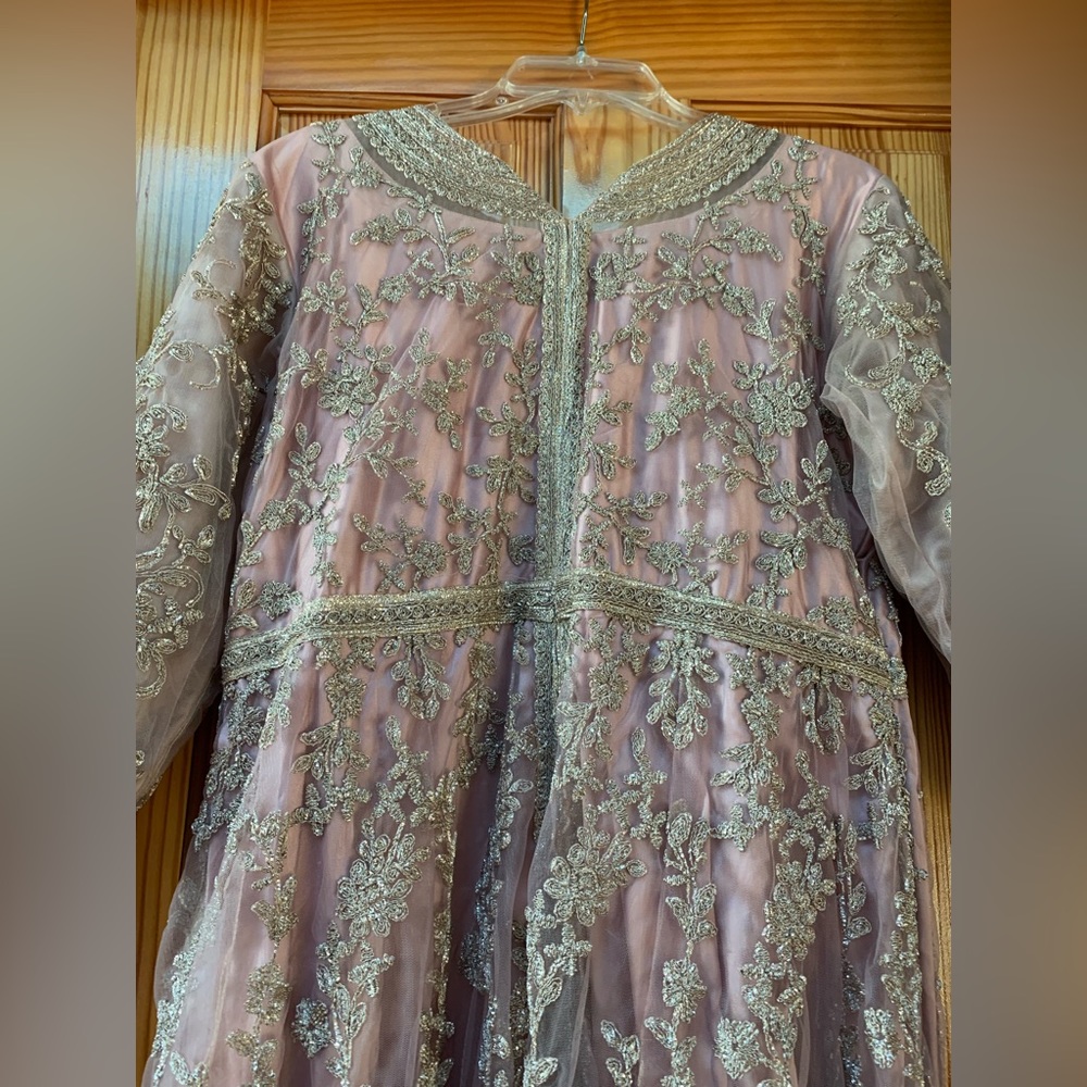 Beautiful 3 pieces dusty rose salwar kameez